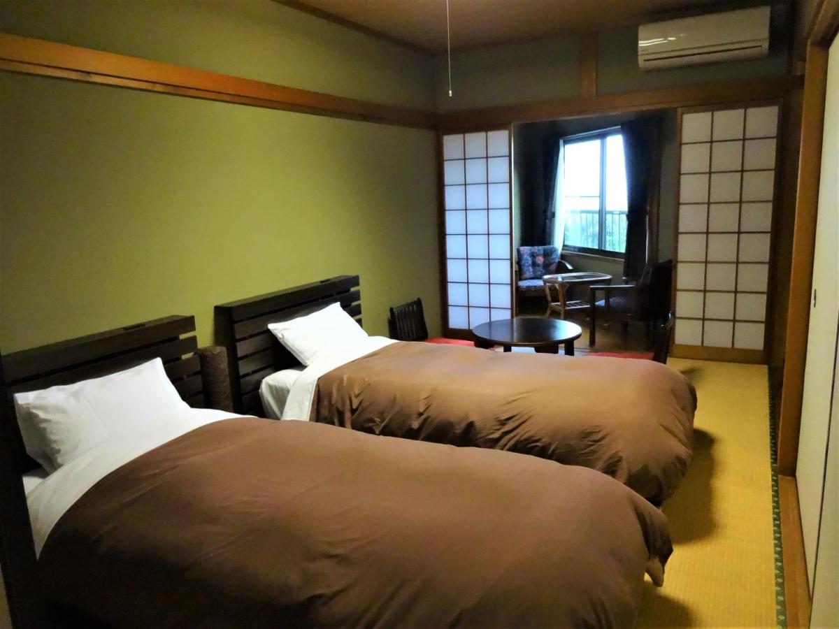 Ryokan Izuna Atami  Kültér fotó