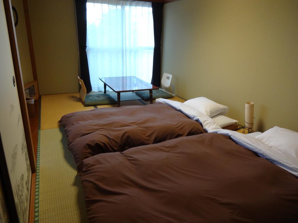 Ryokan Izuna Hotel Atami  Kültér fotó